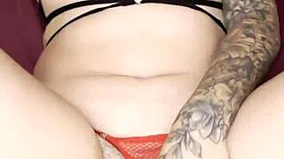 mexicana amateur housewife takes creampie deep in her juicy shaved pussy