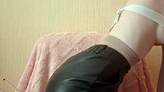 yo bimbo blonde with braces knows you crave her juicy tits ass and deepthroat domination 😈👠