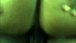 Horny wife begs sugar boy wreck her pussy husband away!