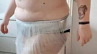 BBW belly dancer shakes her big curvy ass