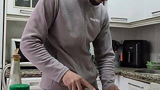 watch me cook tortilla, strip, jerk off and cum all over it! 🍳💦