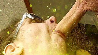 sensual deepthroat huge uncut cock 😍🍆