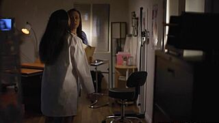 panic nurse sinn sage needs doctor vicki chase's big ass help?