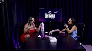 blonde's pussy vibes wild after swing house chat on how she cums easiest - belinha baracho on sheer red