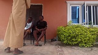 A behind-the-scenes interview reveals amateurs' casting and homemade moments.