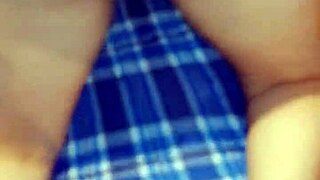 Encuentro A Mi Hermana Escribiendo Carta Y La Follo Por Silencio