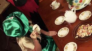 Cosplay orgy bangs curvy MILFs cum swapping tongues