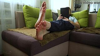 Ever sniffed a teen's wrinkled bare soles in socks before?