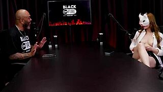 Gosta de ser observada no swing? Não dá buceta pra geral, mama no consultório - Victoria Rubro em sheer red.