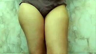 omg girl, finger that wet pussy harder in the bath...