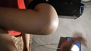 Sizzling big ass latina milf pays for raw creampie pounding