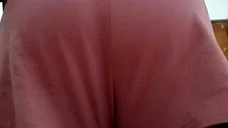 gordibuena wife shows off her fat ass in panties