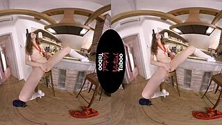 Virtual taboo home whore masturbates shaved pussy to orgasm