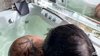 damn this big ass goth latina whore in jacuzzi sucked me off so good i exploded