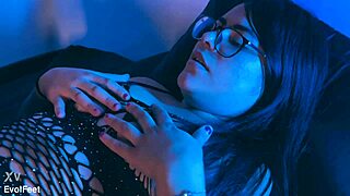 Daddy chokes on big clit while submissive licks toes in lesbian footjob