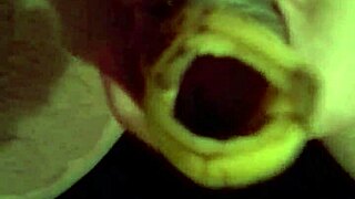 BANANA CLOSE-UP MASTURBATION IN RETRO BLUE FILMS!
