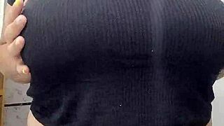 check out these heavy bbw natural boobs dropping and jiggling wild