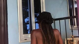 crazy bitch twerks her ass wild on the balcony outdoors!