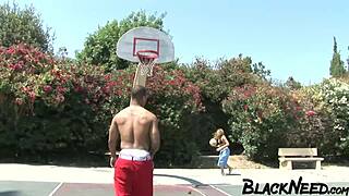 whoa, ebony bbw takes bbc anal sloppy from basketball stud 💦🍑