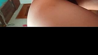 Curvy Latina Milf Takes Cum on Her Fat Ass