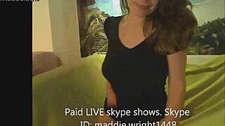 Maddie1448 dances and bounces teasing on webcam