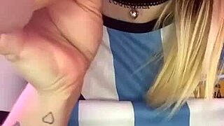 Beautiful Argentinian blonde, masturbate till you squirt huge!