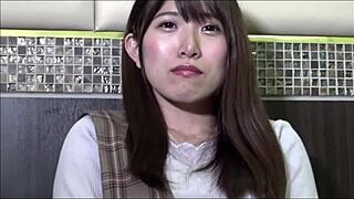 大手企業の元受付嬢とハメ撮り、moaning blowjob sex?