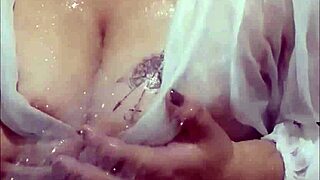 Viral chubby student bathes solo showing huge tits