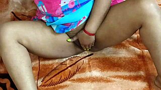 hey check indian horny girl's live sex tape out