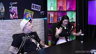 Fudeu Monica Lima Na Webcam Com Bruna Carlos Enquanto Marido Assiste Loira Gostosa