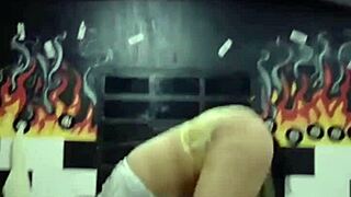 Argentinian Culona Twerks Her Massive Ass Seductively