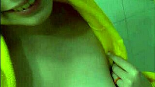mexican milf 19yo squirts in hot masturbation pack