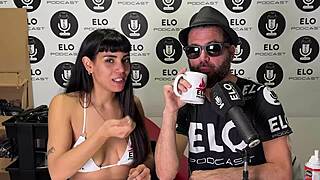 😏 Gaia Roots heats up Elo podcast's spicy room interview! 🔥🍌