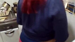 madura bbw licking ass in kitchen on cam yum