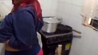 madura bbw licking ass in kitchen on cam yum
