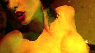 Alley Blowjob And Pussy Fuck After Night Club Dancing Cumshot