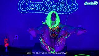 jewelz blu's body paint masturbation show with big tits n toys 😍💦