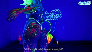 jewelz blu's body paint masturbation show with big tits n toys 😍💦