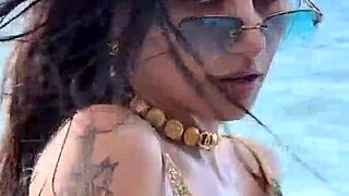 Mia Khalifa's Steamiest Nude Tease Videos!