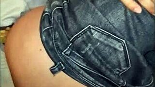 Le Pide A Hermanastro Sacar Jeans Y Folla Coño Virgen Apretado