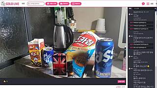Amateur korean couple bangs hard in hotel room homemade style