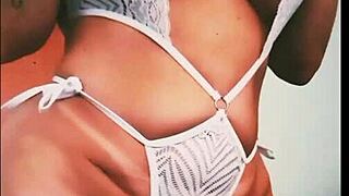 vivi guedez parades sex shop lingerie with orgasms