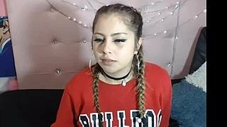 Watch Cute Webcam Masturbation!