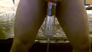 Clit closeup captured in intimate bedroom session on 20170810