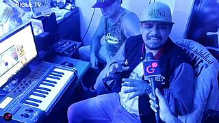 From bus singer to master composer creator