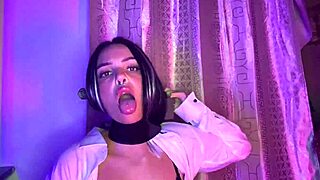 kodabratz strips and moans dancing sexy for webcam friends