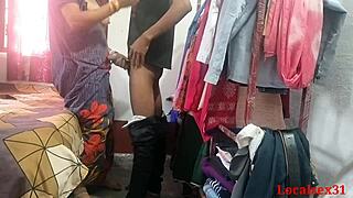 Sonali la chaude épouse bengali se fait prendre seule avec son mari