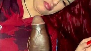 Venezuelan babe takes big black cock from Ecuador easy in homemade ass pounding