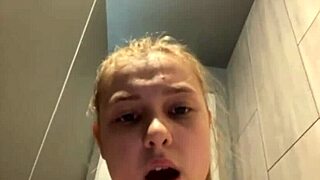 Crazy teen BBW squirts hard while fucking in public gym 💦🏋️‍♀️😜