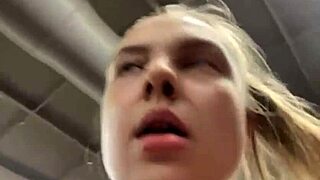Crazy teen BBW squirts hard while fucking in public gym 💦🏋️‍♀️😜